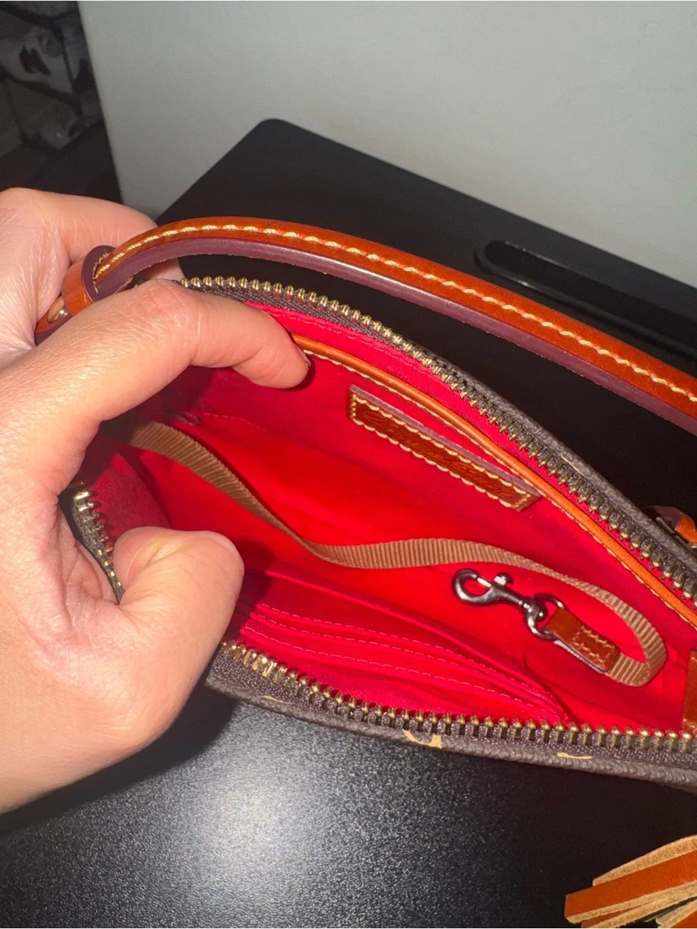 Dooney & Bourke Gretta Slim Crossbody Brown T’moro